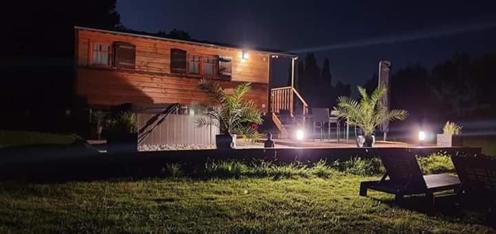 Вилла L'Oasis Des Pyrenees Campuzan Экстерьер фото