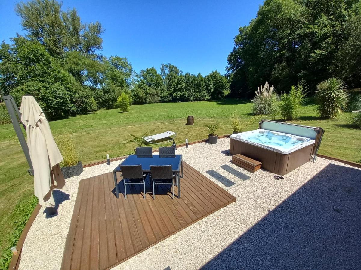 Вилла L'Oasis Des Pyrenees Campuzan Экстерьер фото
