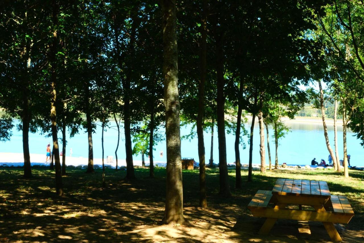 Вилла L'Oasis Des Pyrenees Campuzan Экстерьер фото