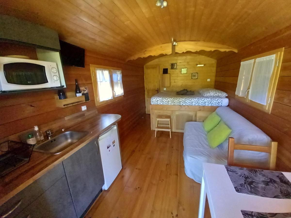 Вилла L'Oasis Des Pyrenees Campuzan Экстерьер фото