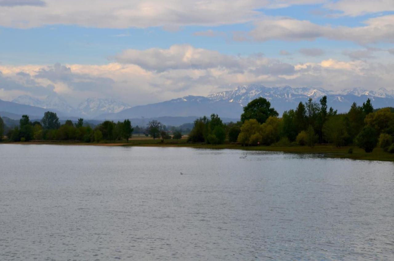 Вилла L'Oasis Des Pyrenees Campuzan Экстерьер фото