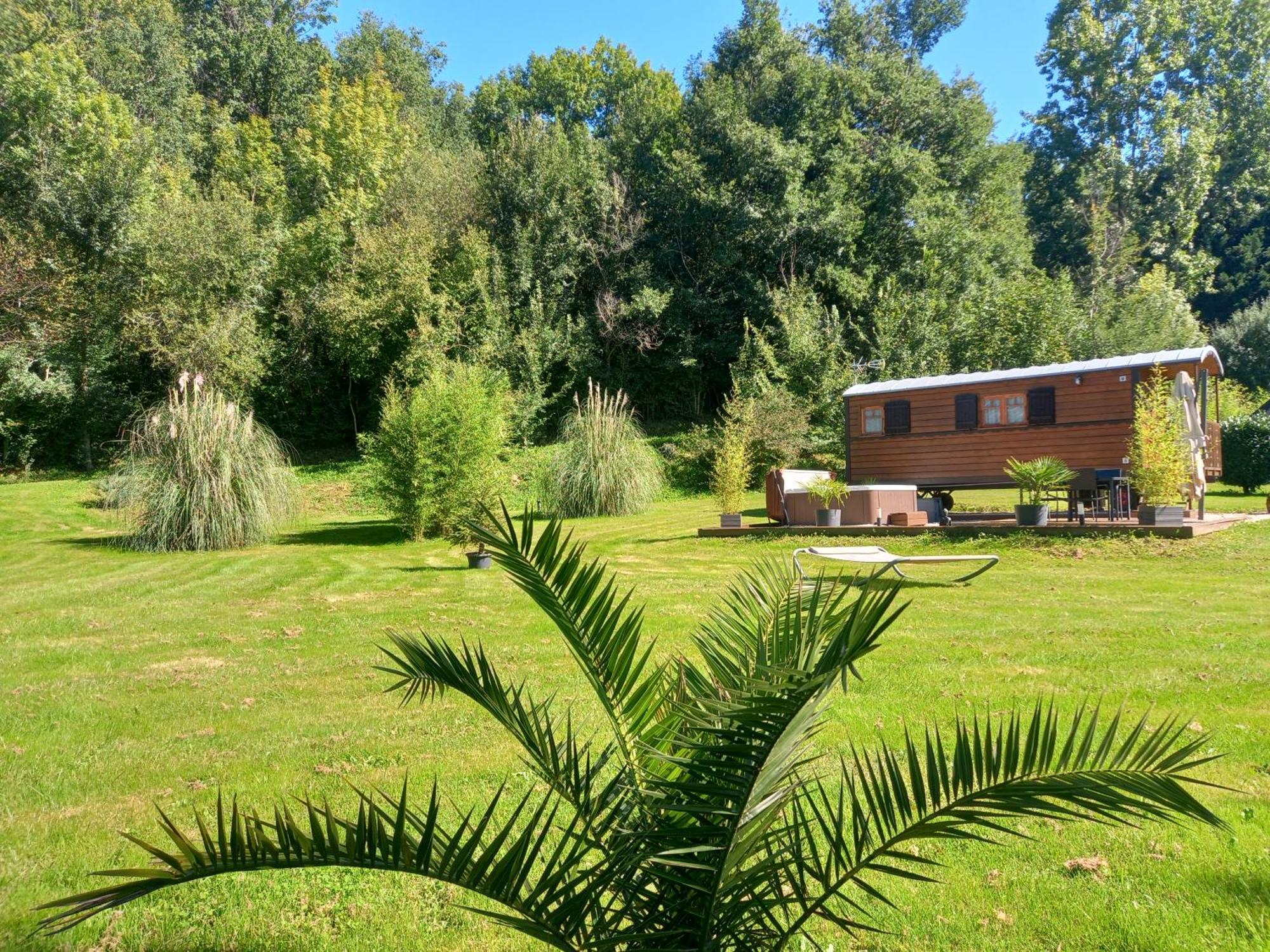 Вилла L'Oasis Des Pyrenees Campuzan Экстерьер фото