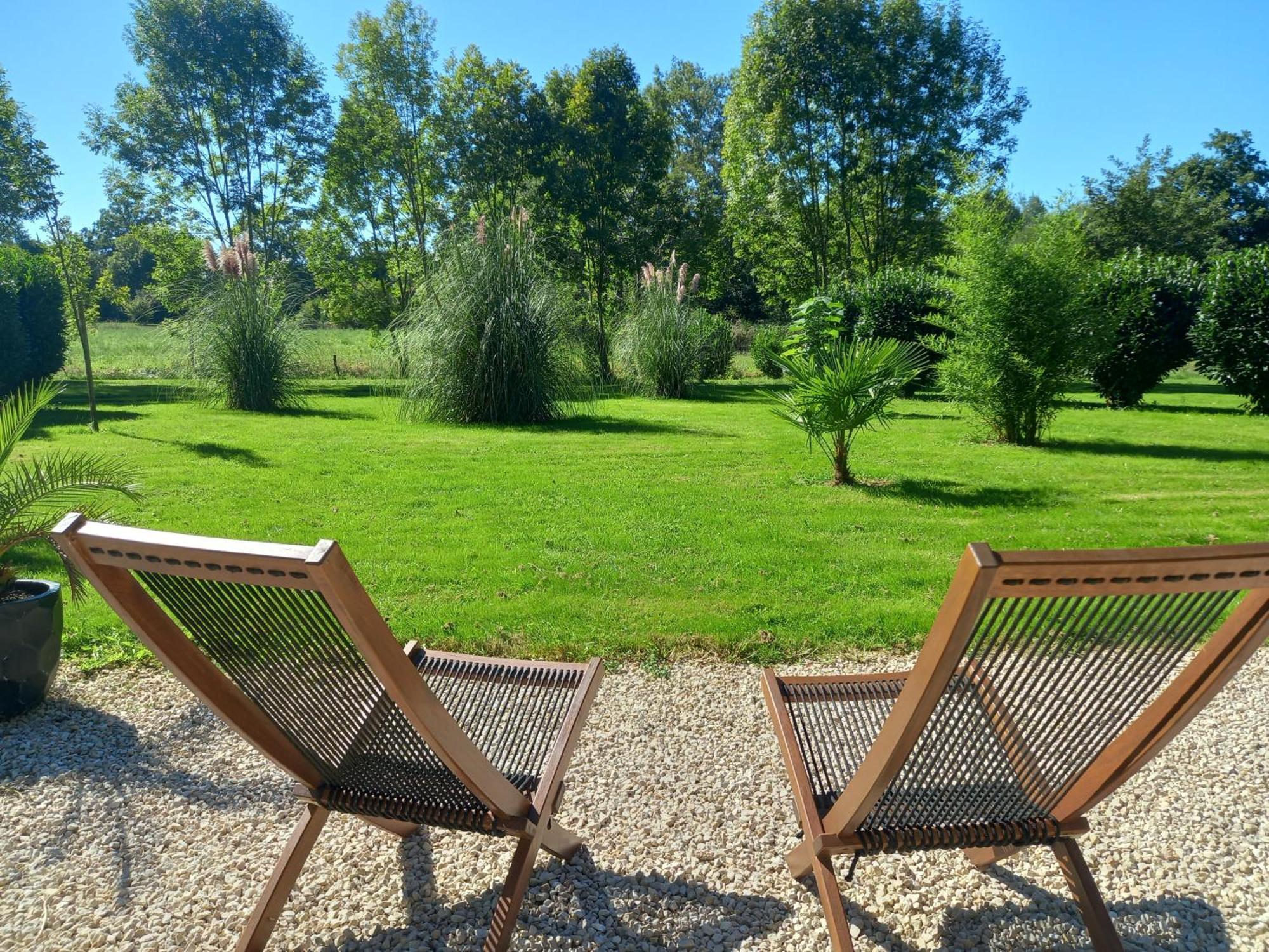 Вилла L'Oasis Des Pyrenees Campuzan Экстерьер фото