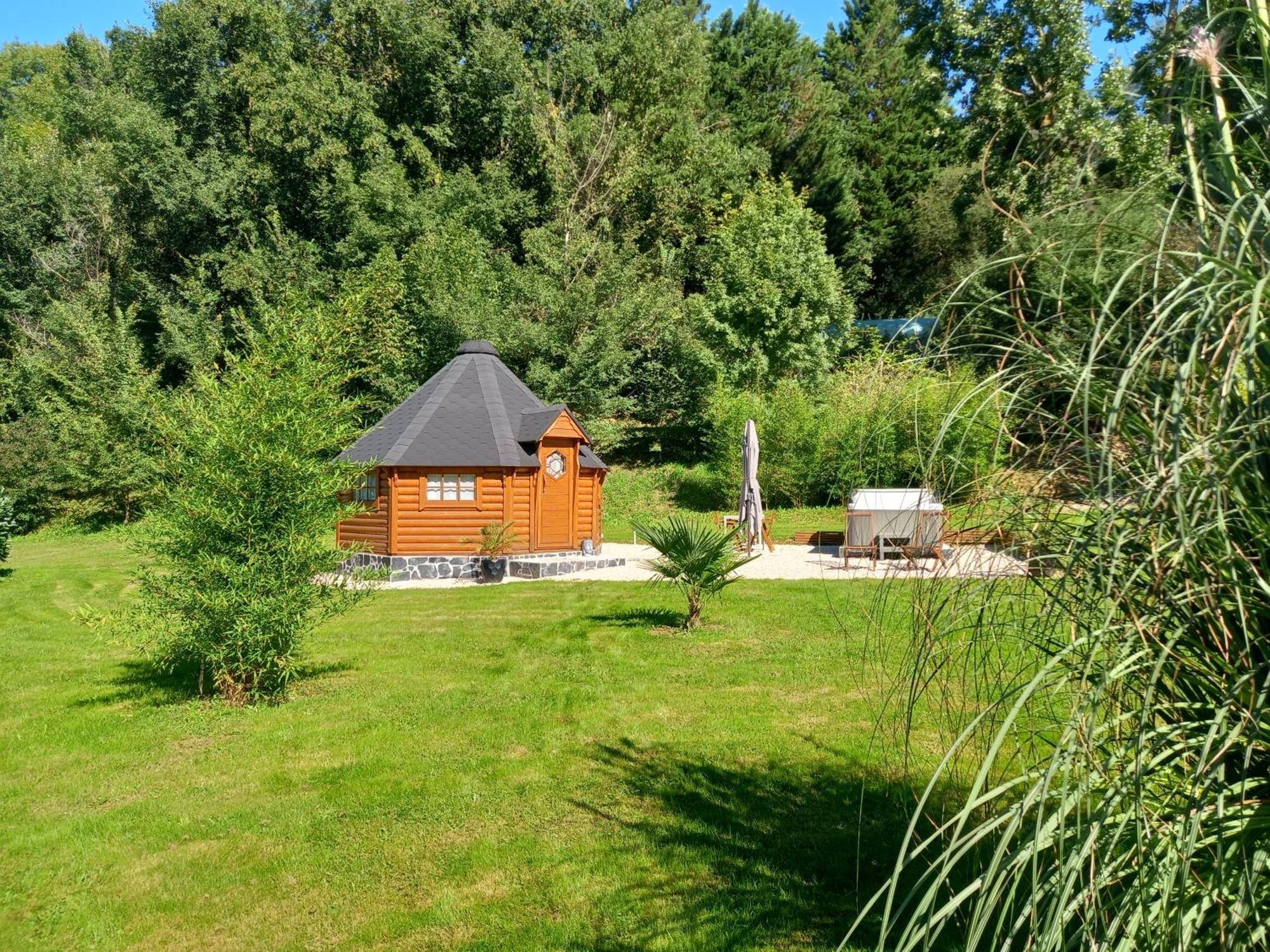 Вилла L'Oasis Des Pyrenees Campuzan Экстерьер фото