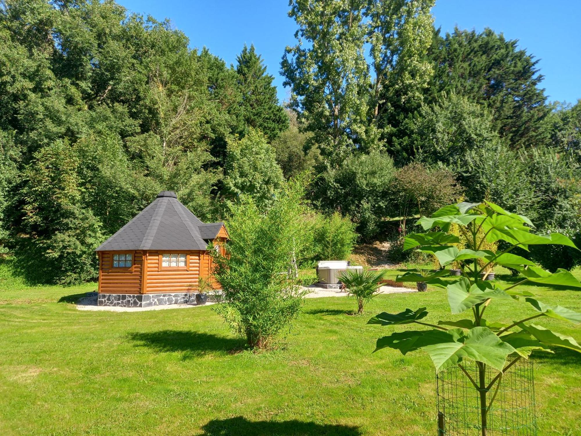 Вилла L'Oasis Des Pyrenees Campuzan Экстерьер фото