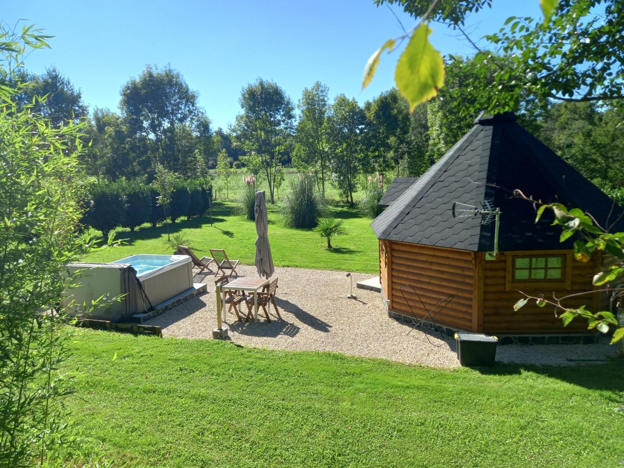 Вилла L'Oasis Des Pyrenees Campuzan Экстерьер фото