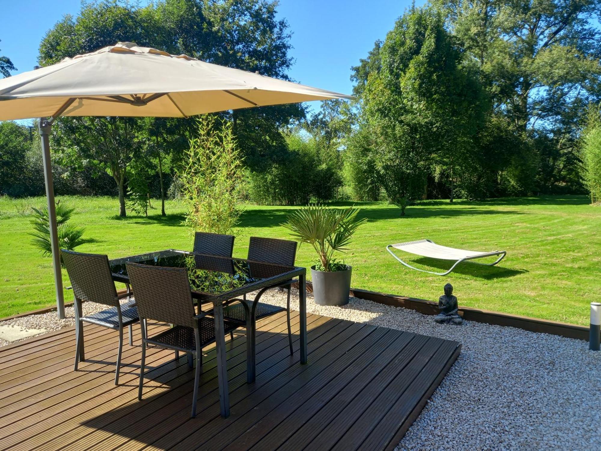 Вилла L'Oasis Des Pyrenees Campuzan Экстерьер фото